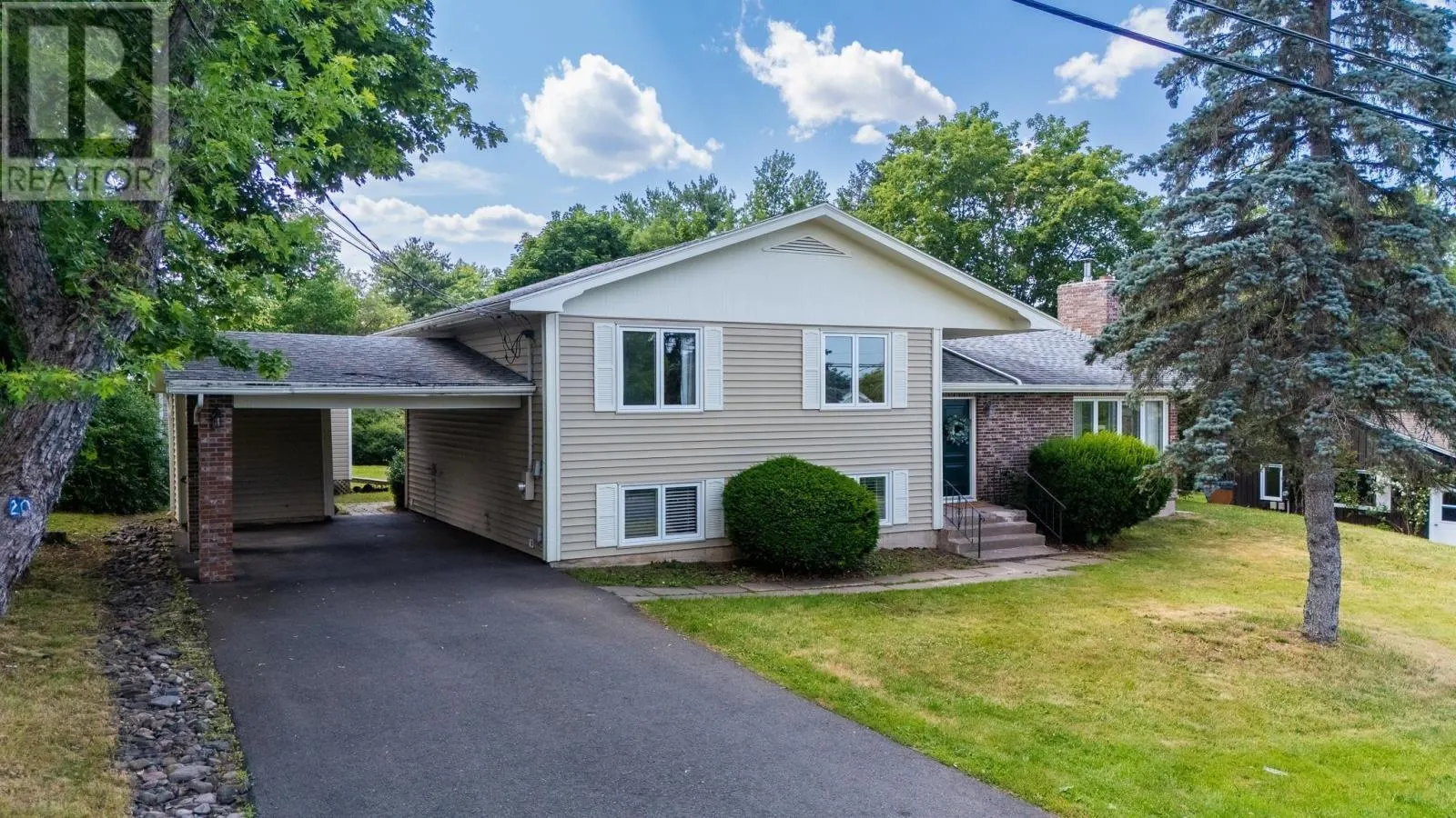 20 Grandview Drive