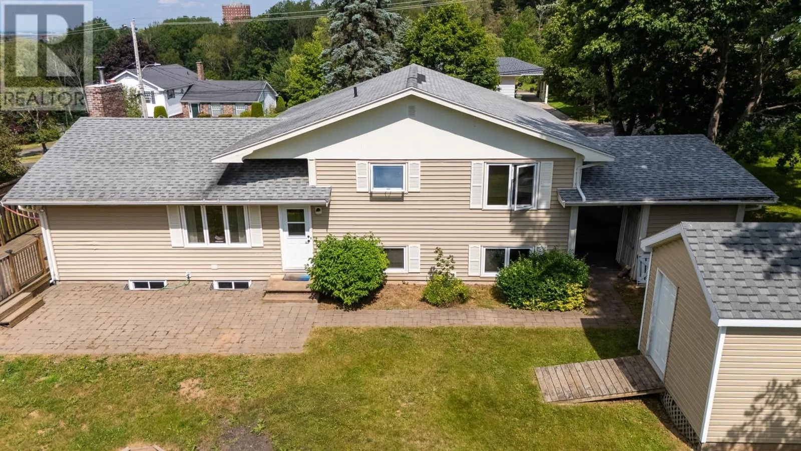 20 Grandview Drive