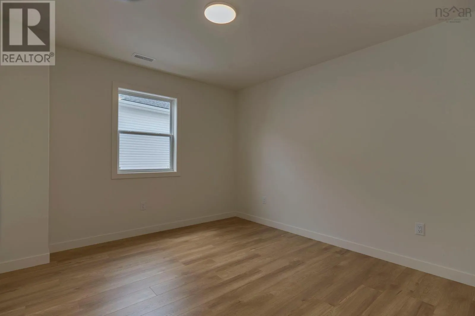 GW-5 32 Gardenia Way