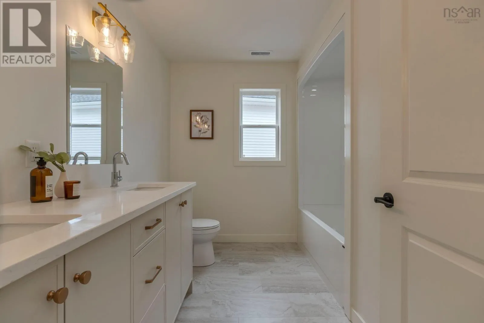 GW-5 32 Gardenia Way
