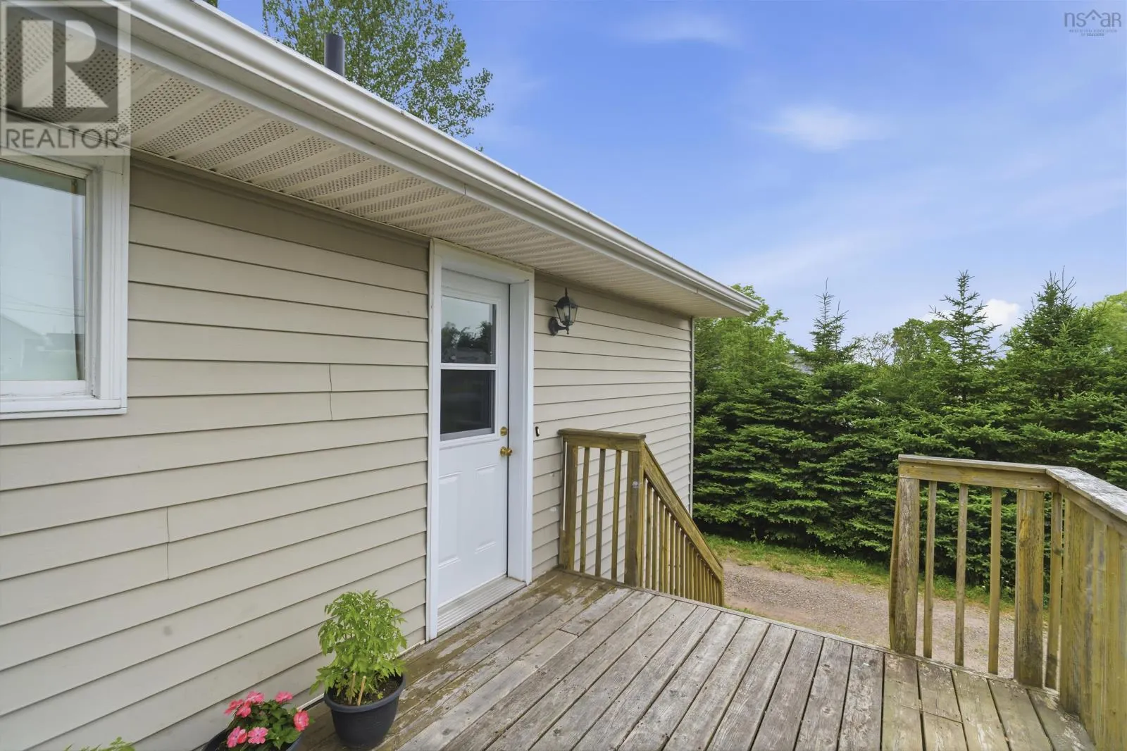 3 Windcrest Avenue