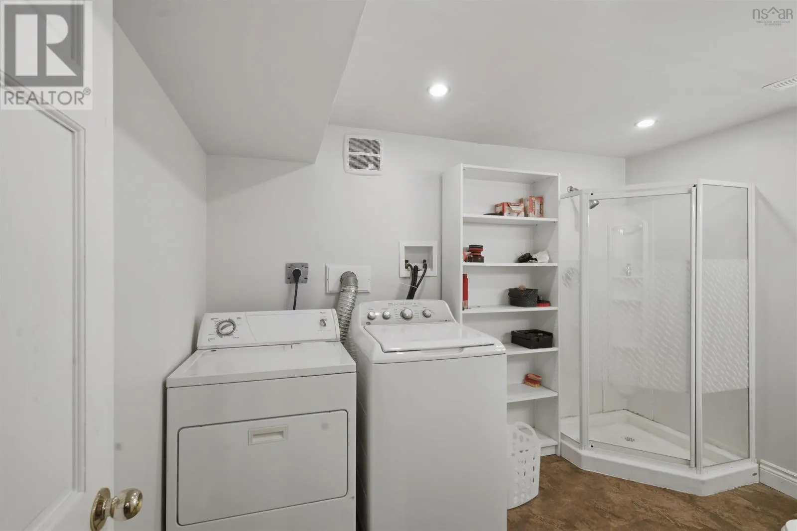 3 Windcrest Avenue