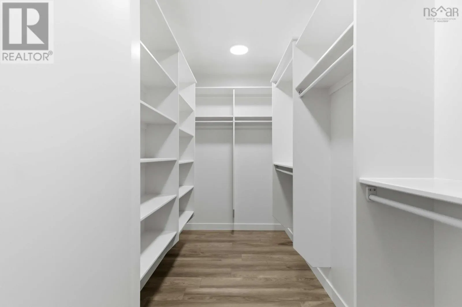 GW-4 26 Gardenia Way