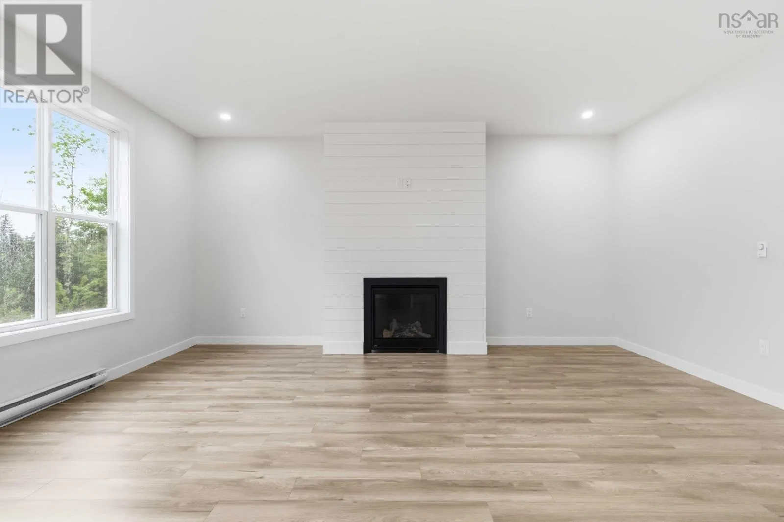 GW-4 26 Gardenia Way