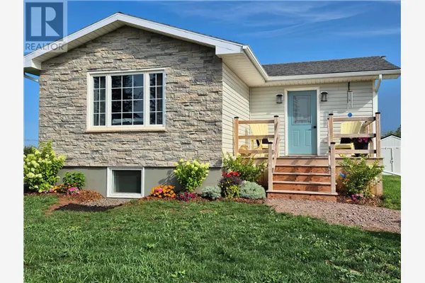 44 MacDonald Shore Road