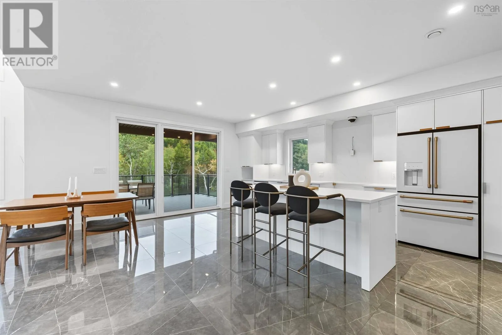 89 Cairnstone Lane