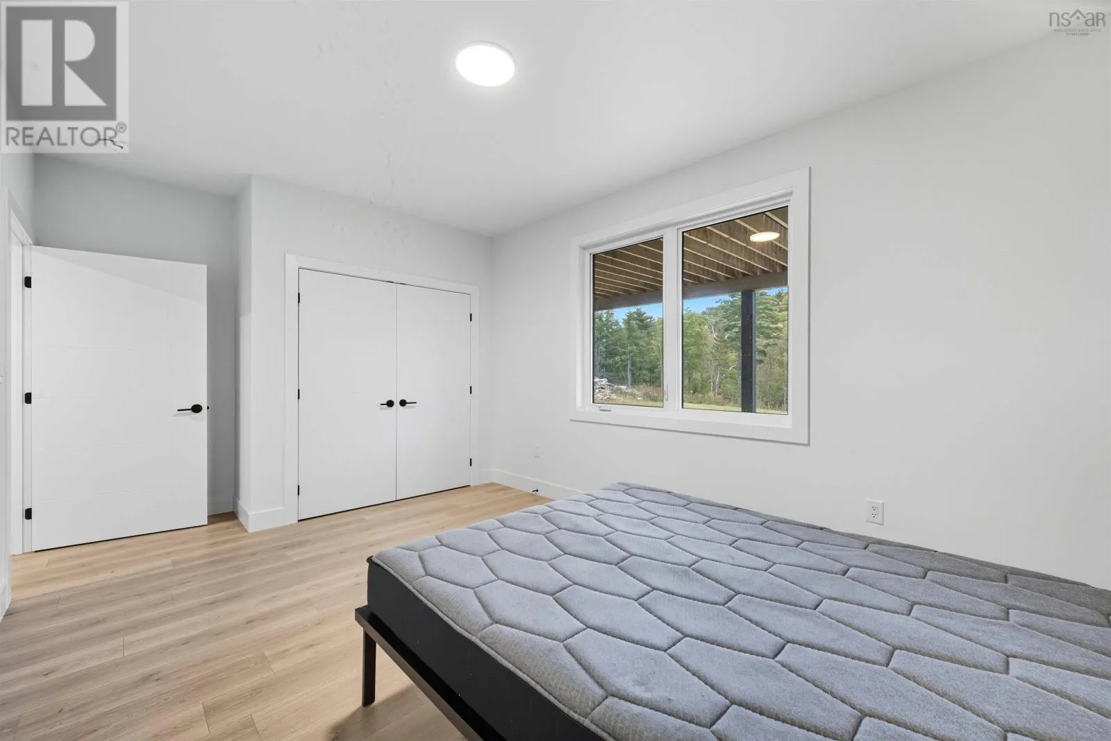 89 Cairnstone Lane