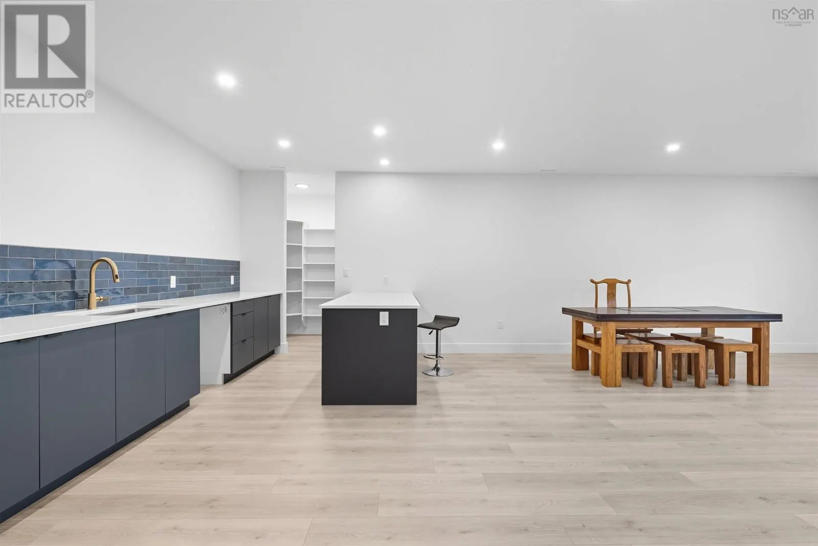 89 Cairnstone Lane