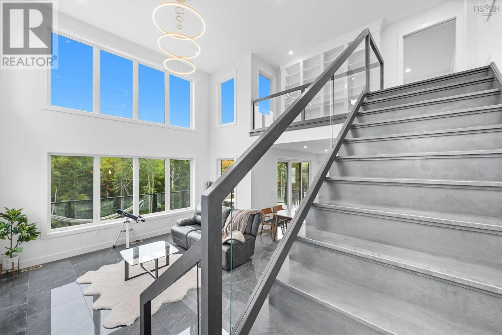 89 Cairnstone Lane