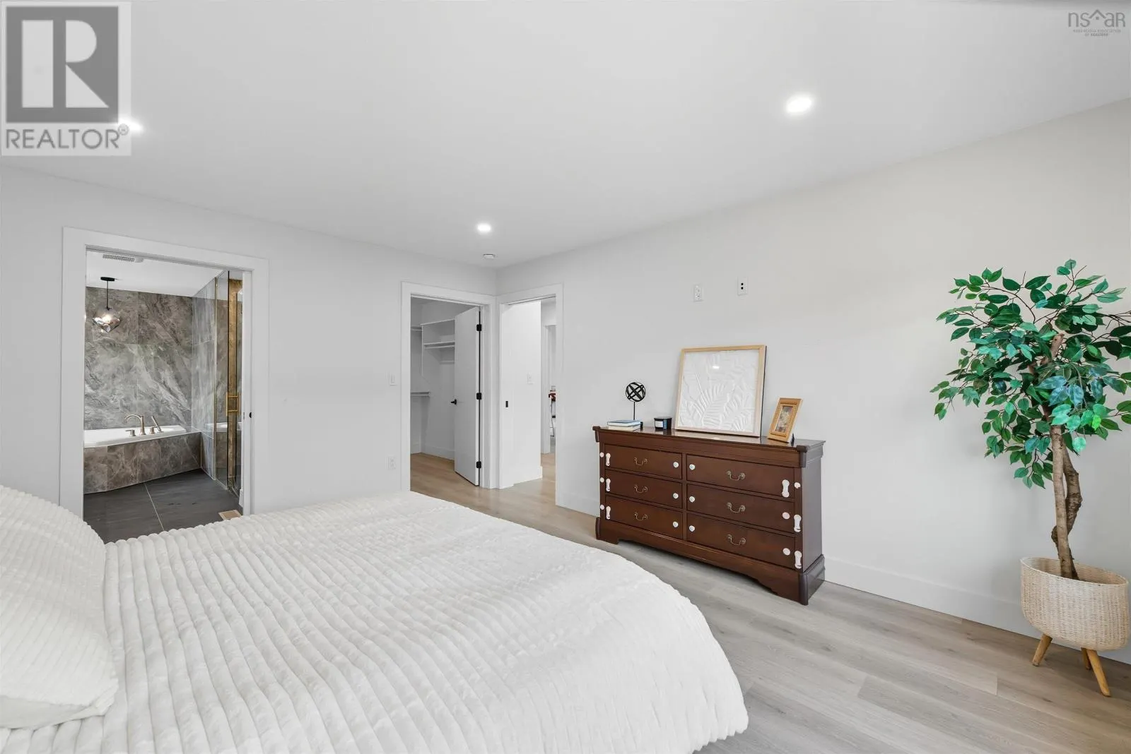 89 Cairnstone Lane