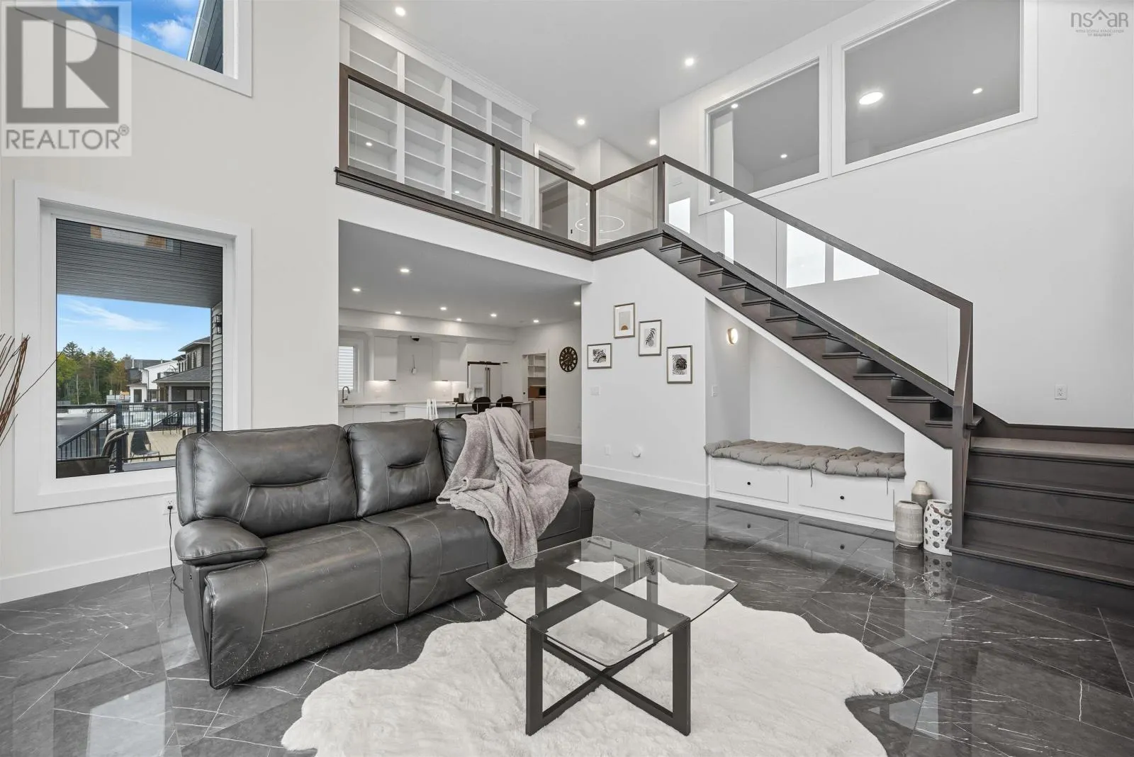 89 Cairnstone Lane