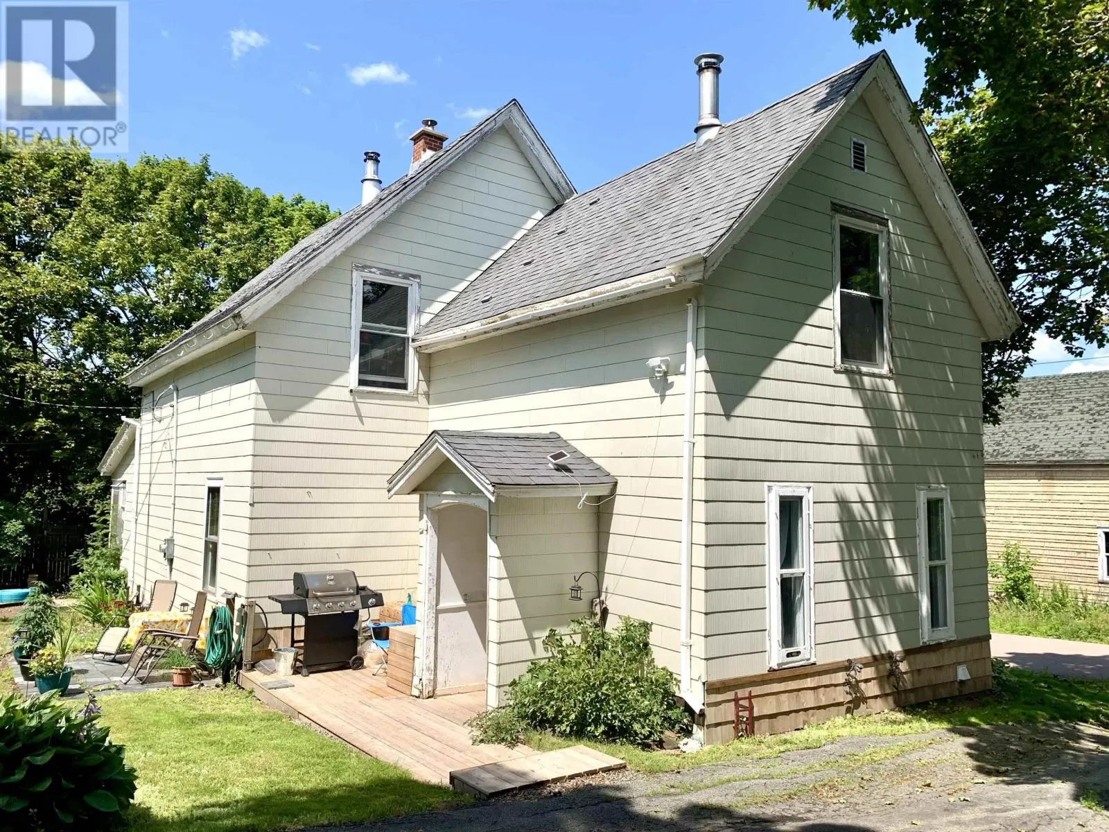26 Starr Street