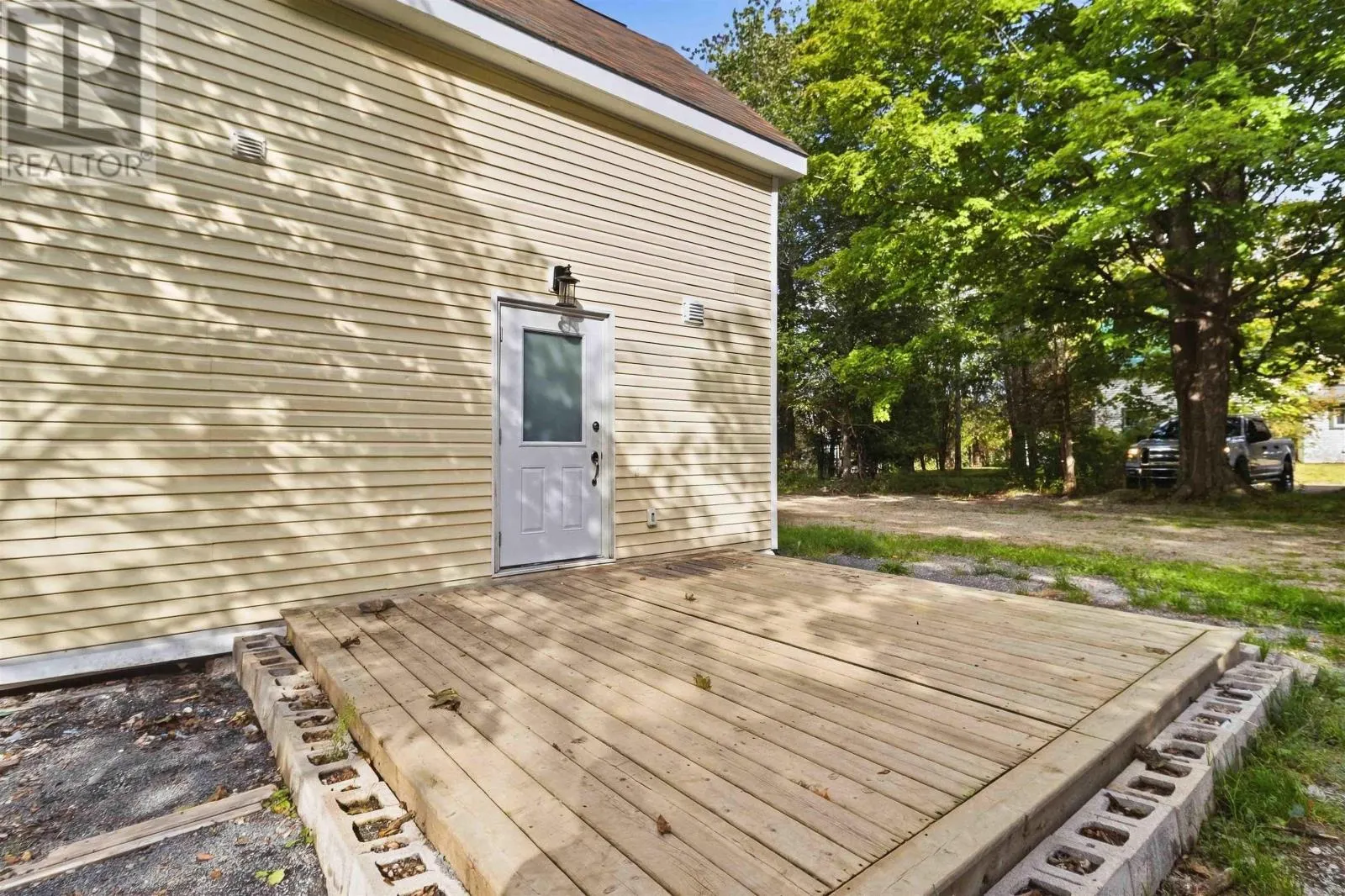 89 St. Phillips Street