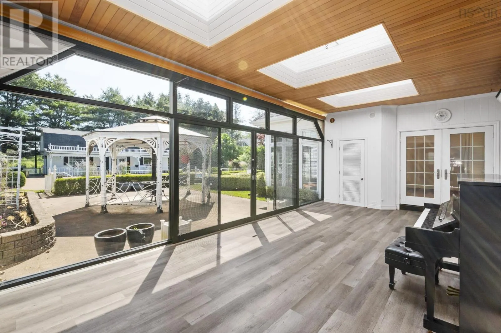 45 Longworth Avenue
