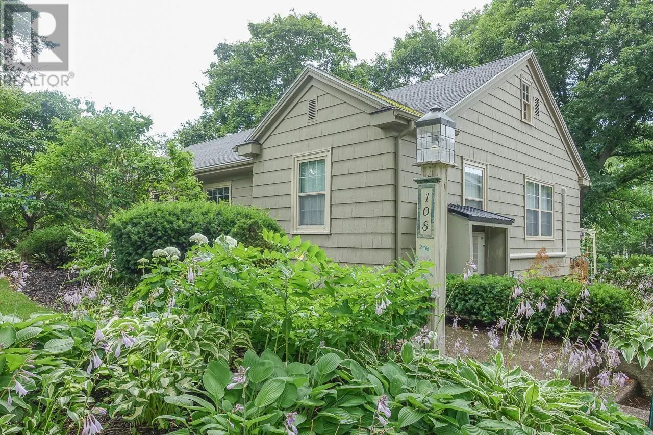 108 Marsters Avenue