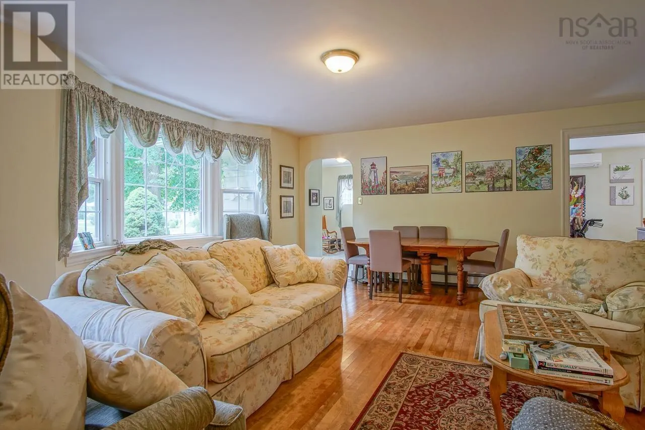 108 Marsters Avenue