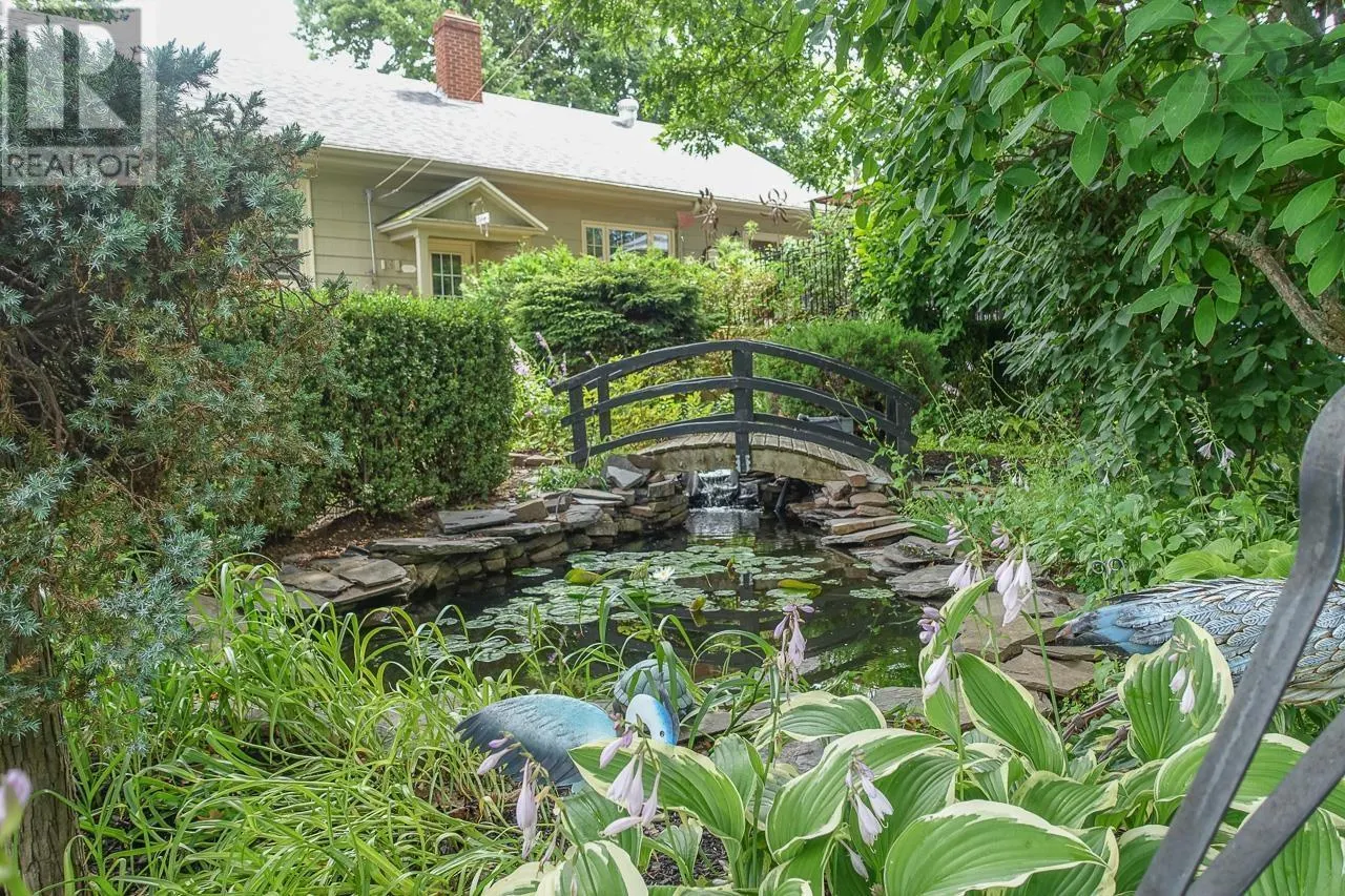 108 Marsters Avenue