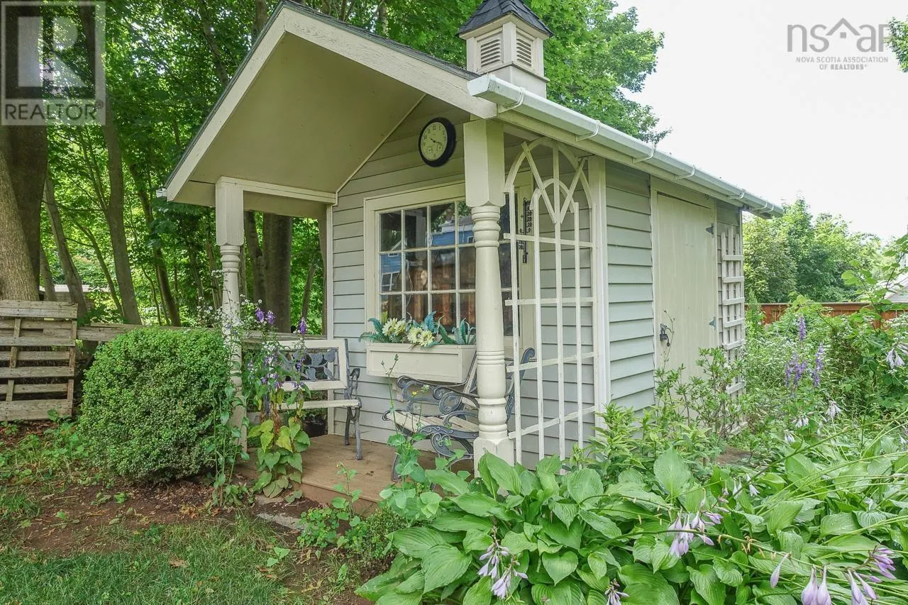 108 Marsters Avenue