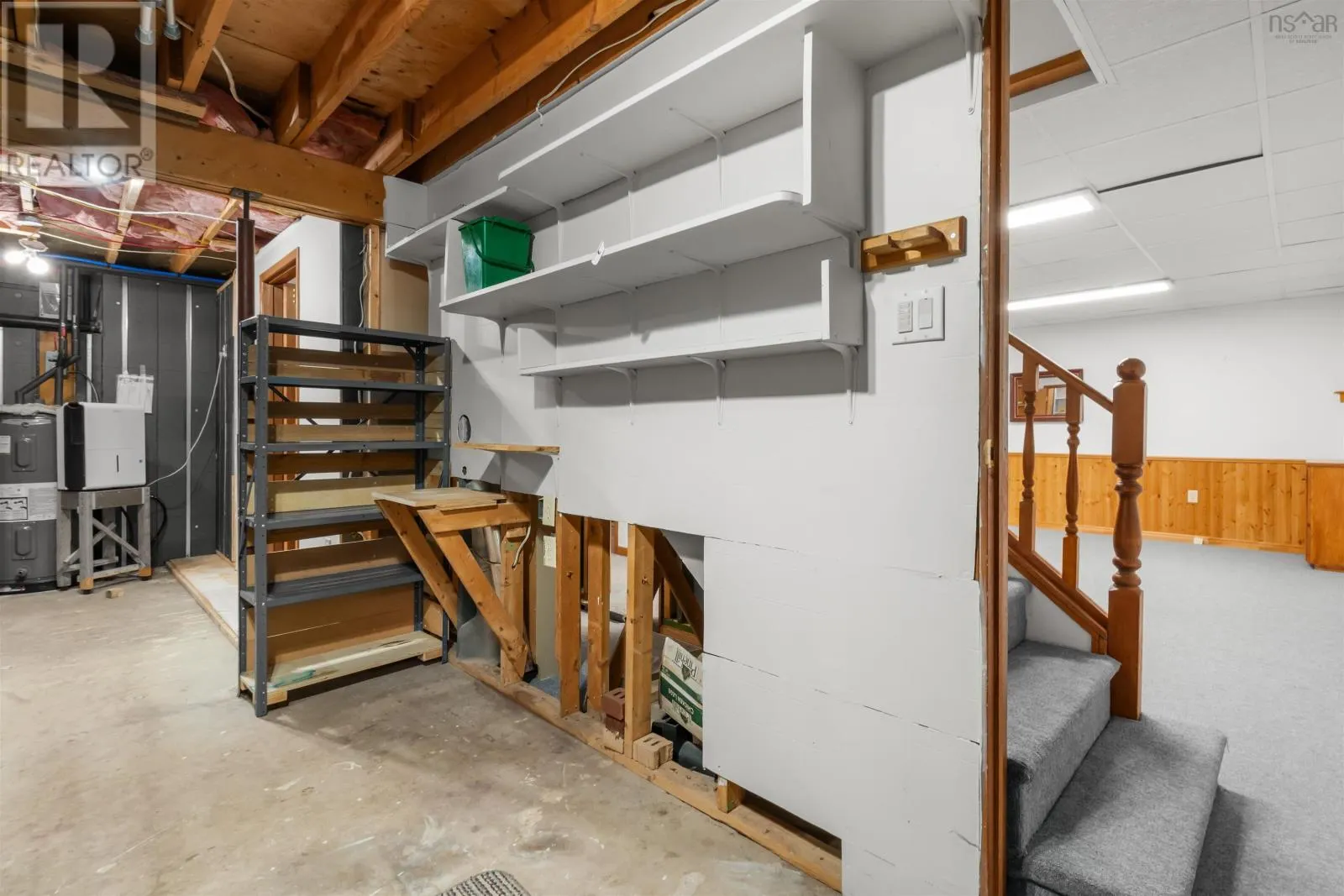32 Kipawa Crescent