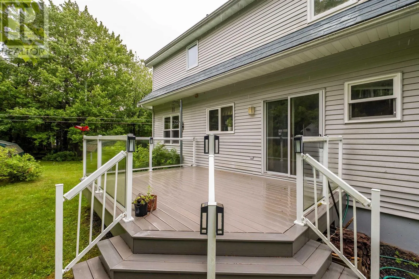 32 Kipawa Crescent