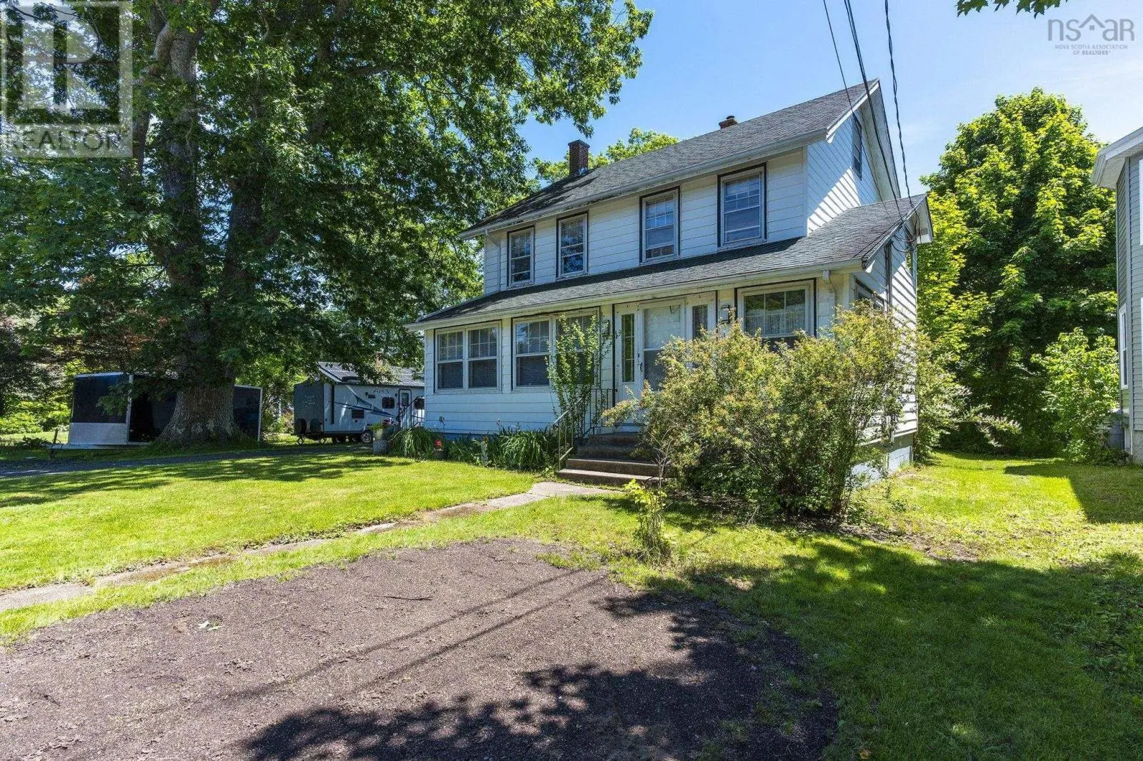 68 Connaught Avenue