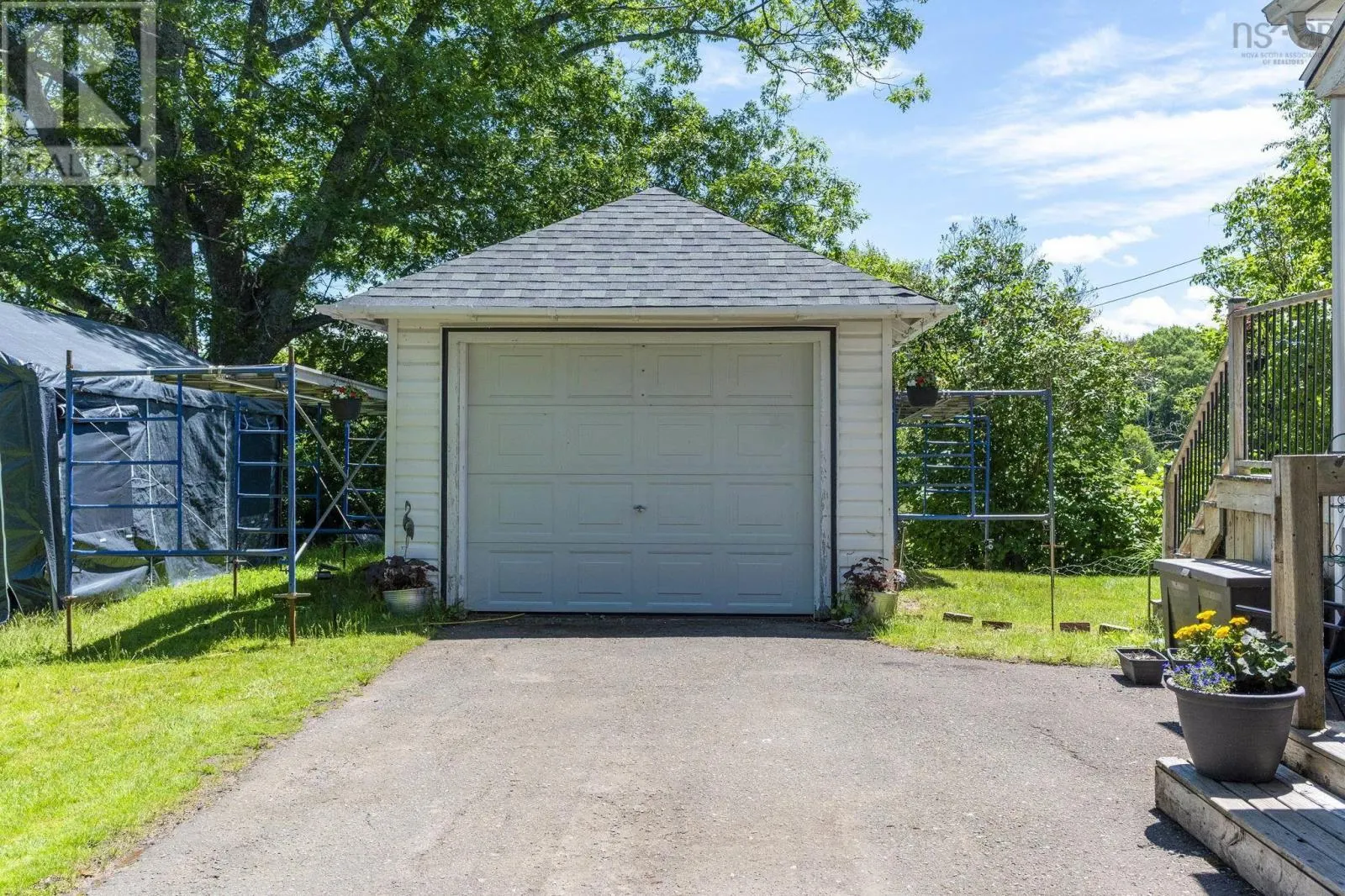 68 Connaught Avenue