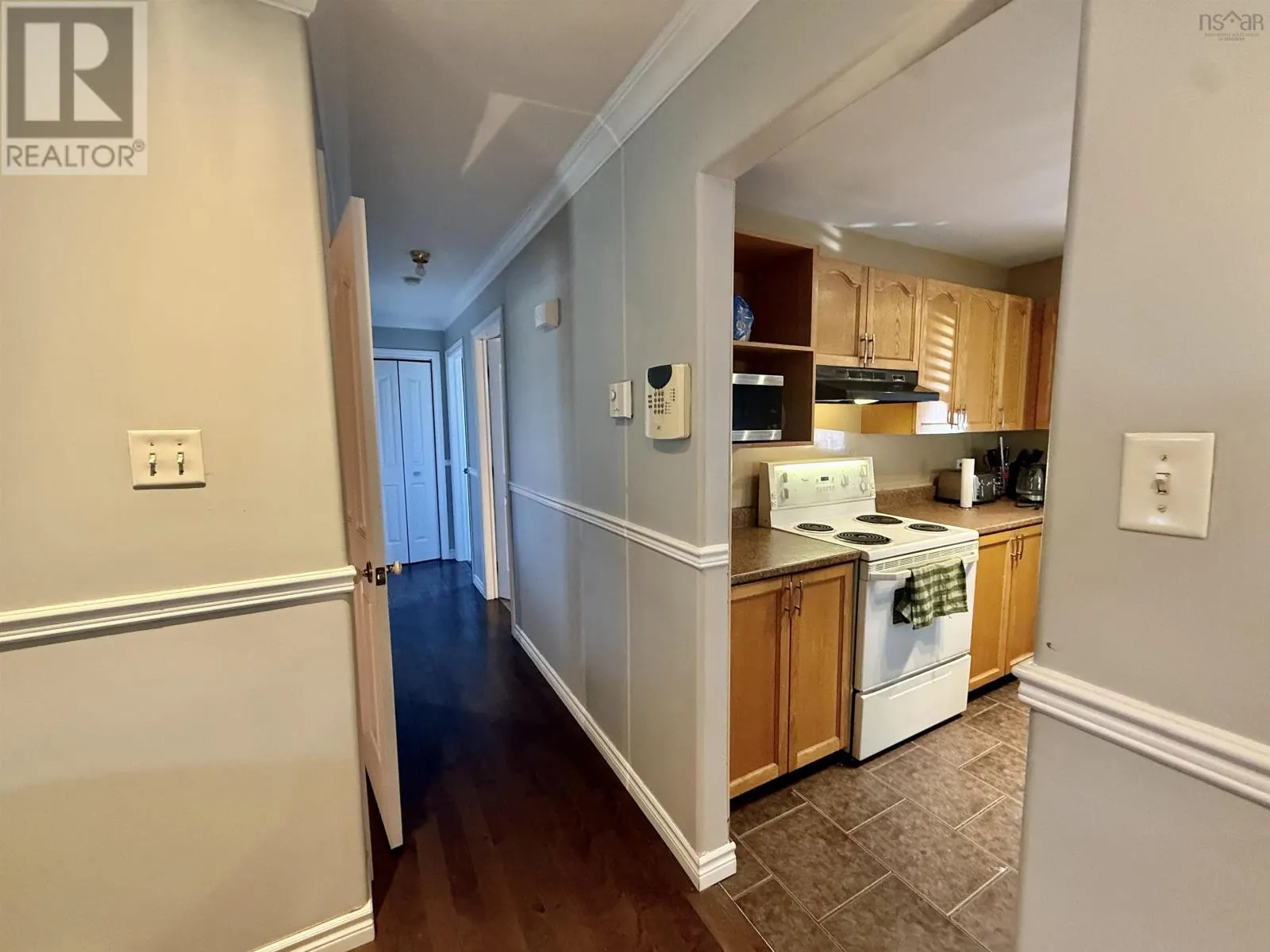 6 Beacon Street