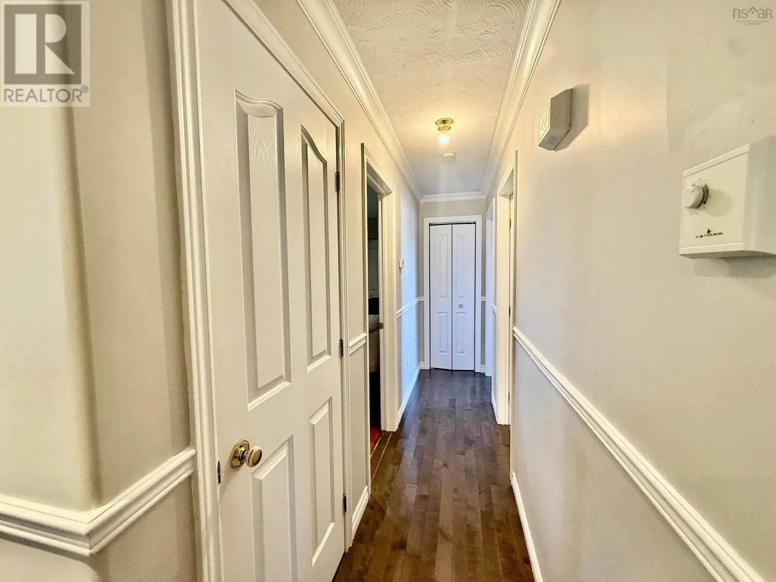 6 Beacon Street