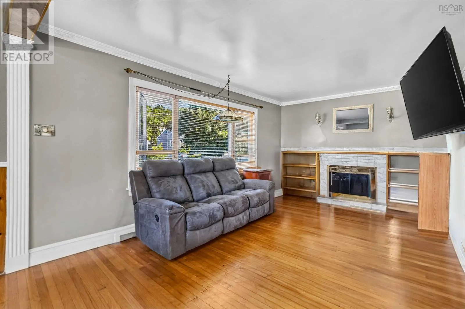 12 Auburn Avenue