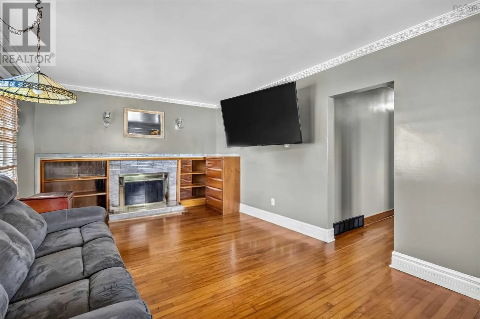 12 Auburn Avenue
