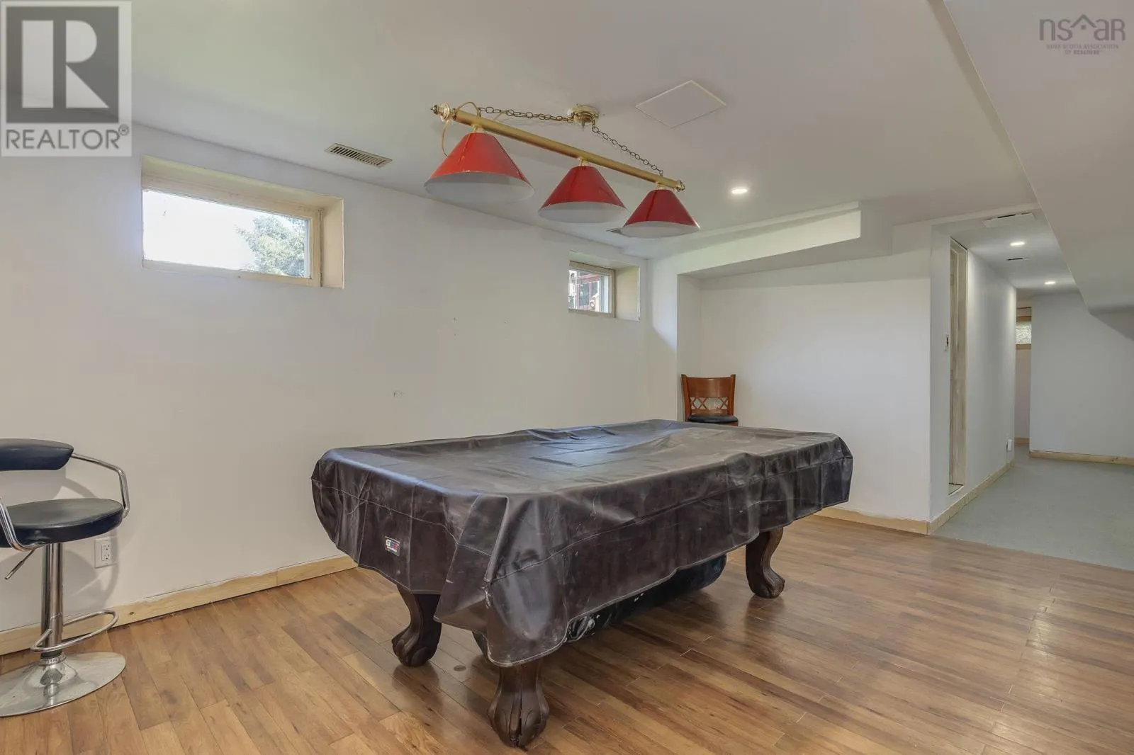 10 Westwood Drive