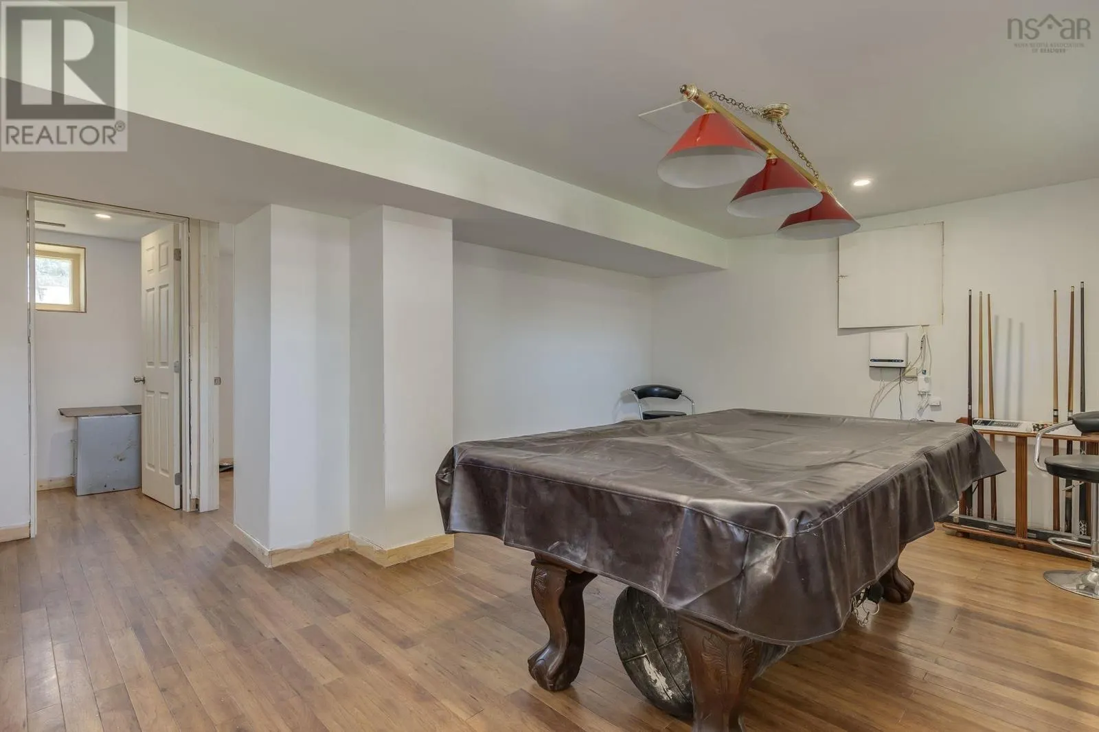 10 Westwood Drive
