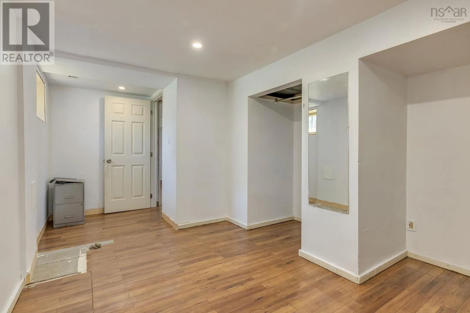 10 Westwood Drive