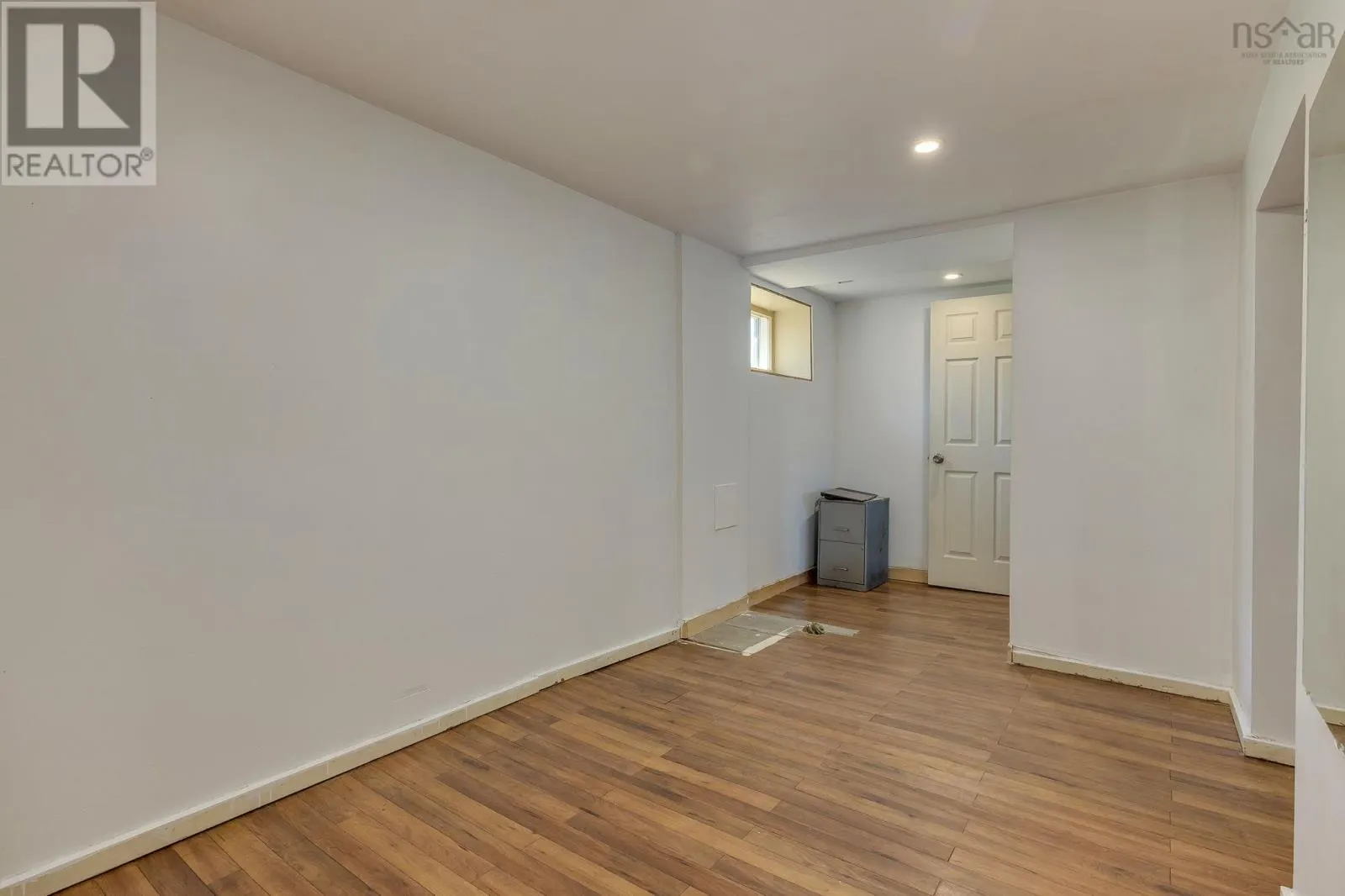10 Westwood Drive