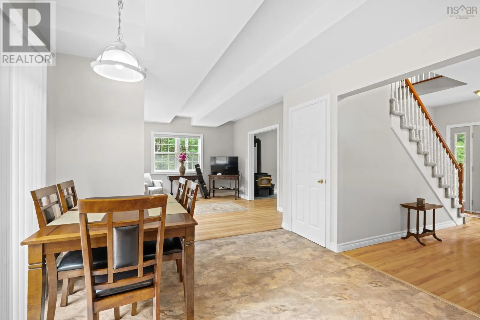 48 Wilcot Lane