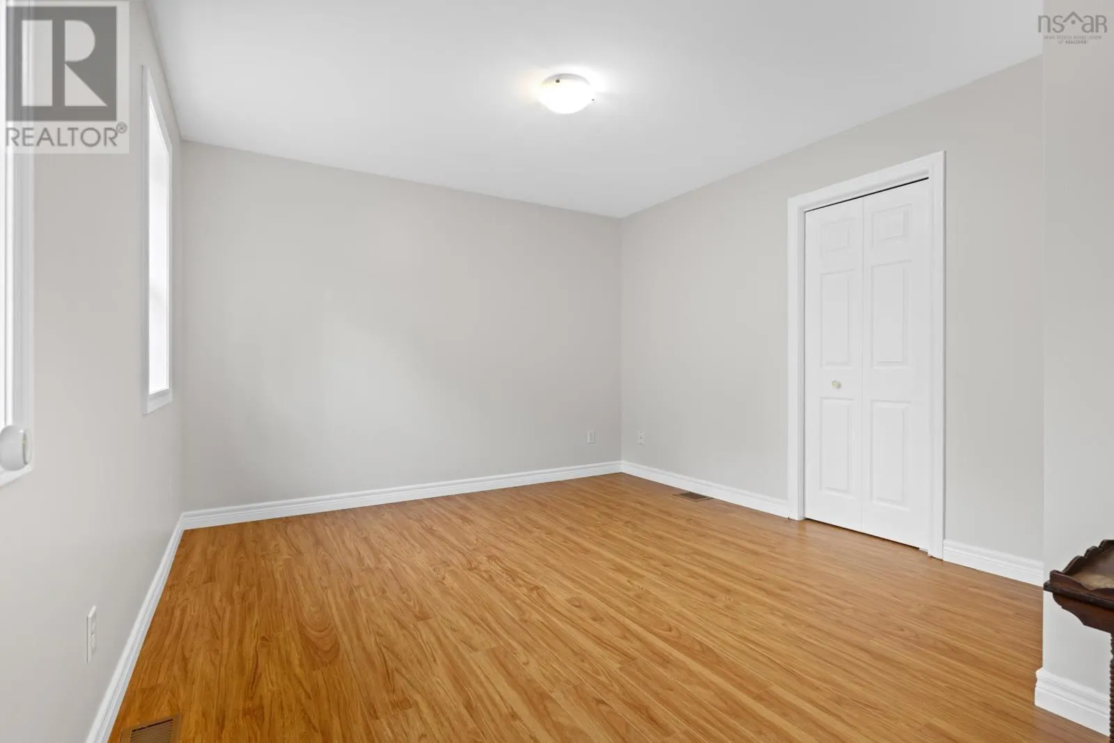 48 Wilcot Lane