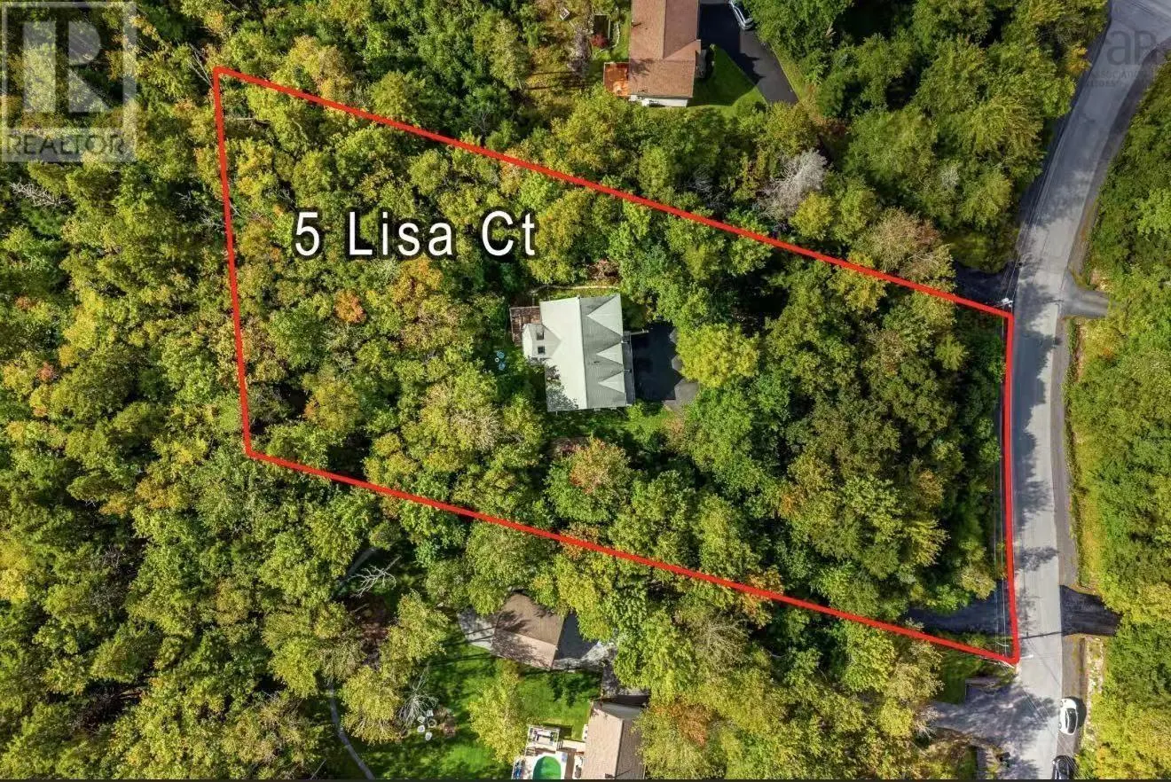 5 Lisa Court Court