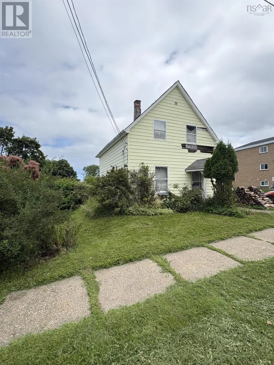 37 Rose Avenue