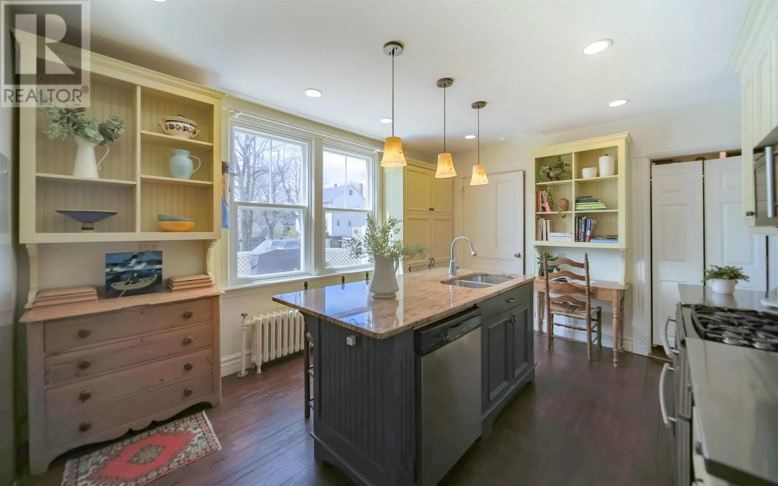 25 Greenfield Avenue