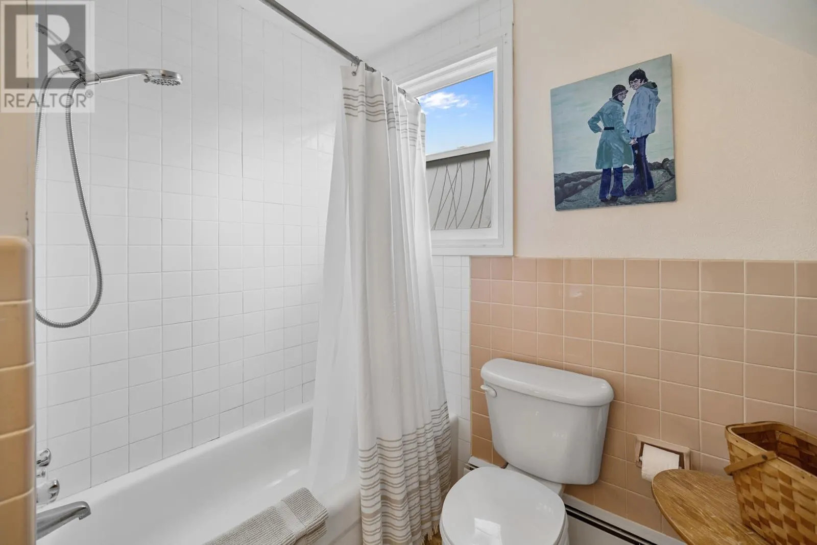 25 Greenfield Avenue