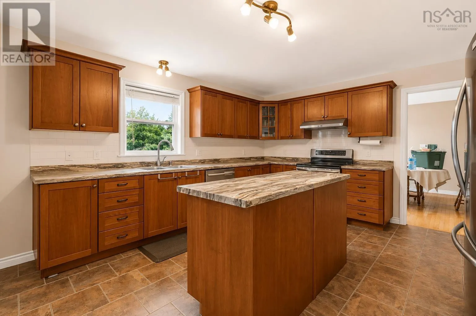 110 Gleneagles Drive