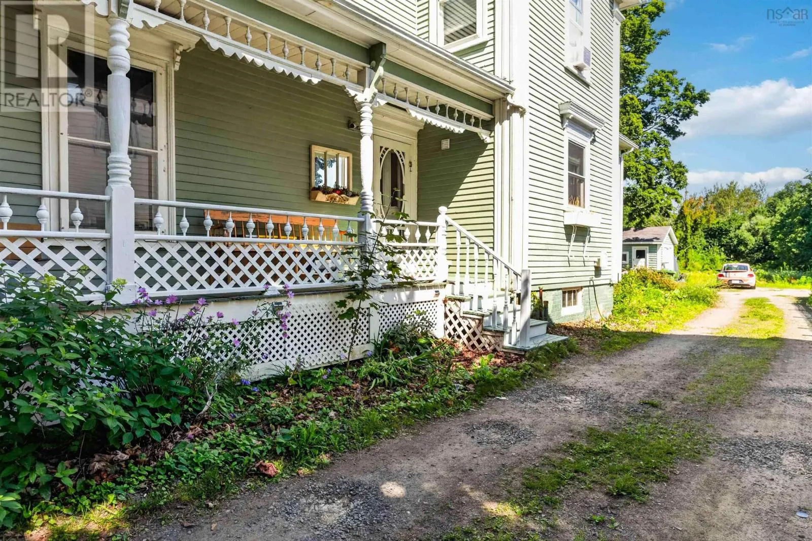 252 Main Street