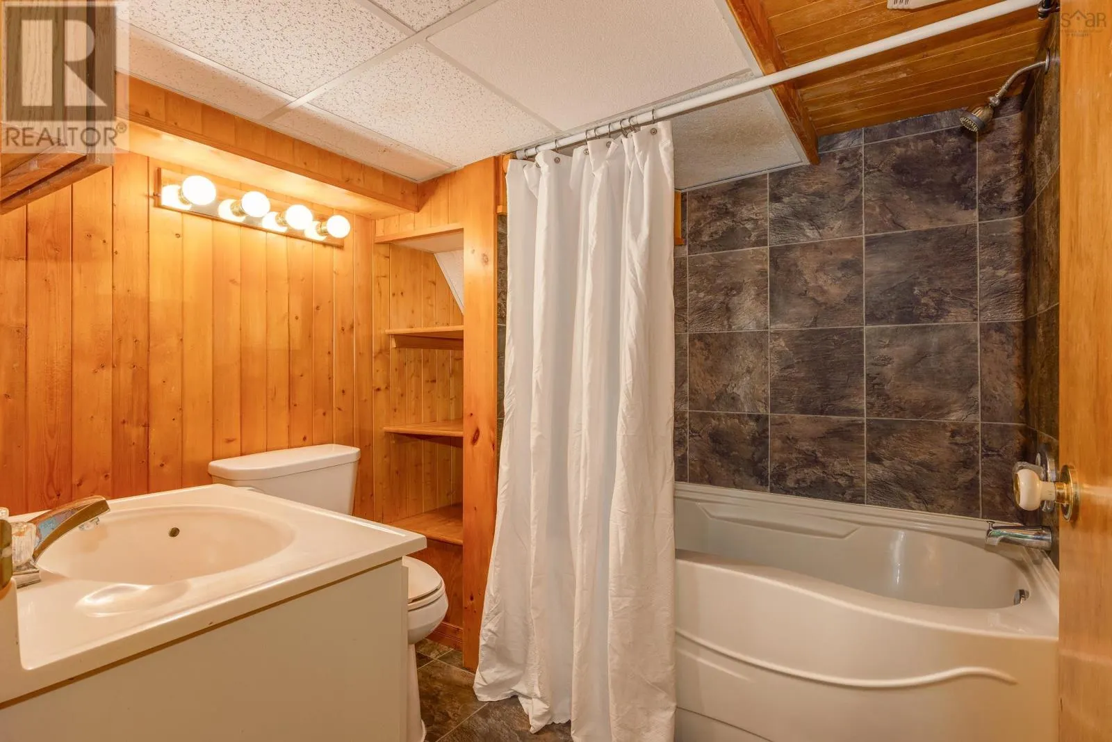 1645 St Margarets Bay Road