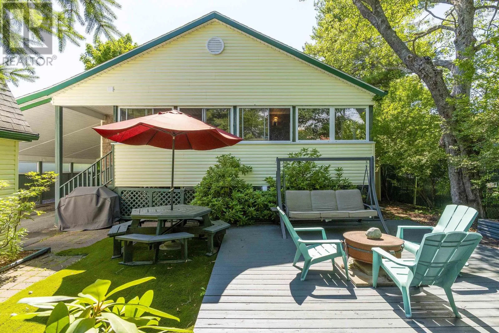 1645 St Margarets Bay Road