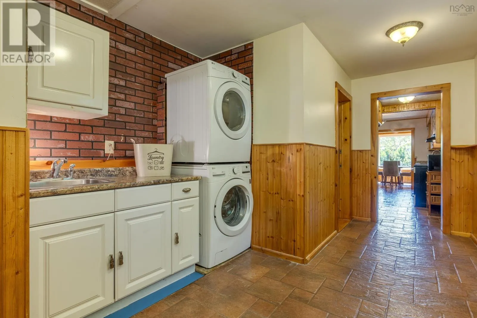 1645 St Margarets Bay Road