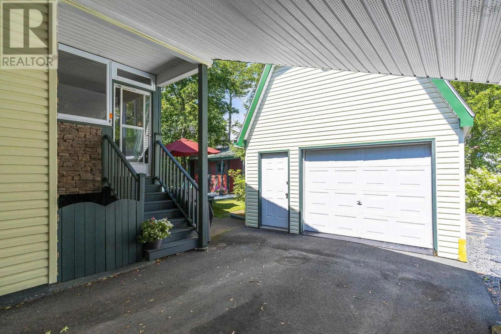 1645 St Margarets Bay Road