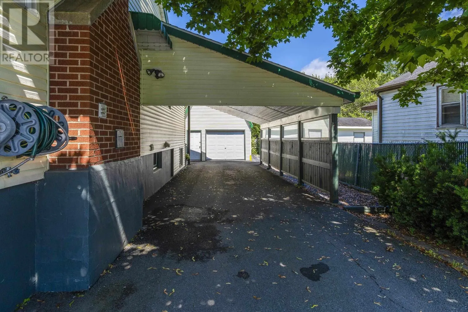 1645 St Margarets Bay Road