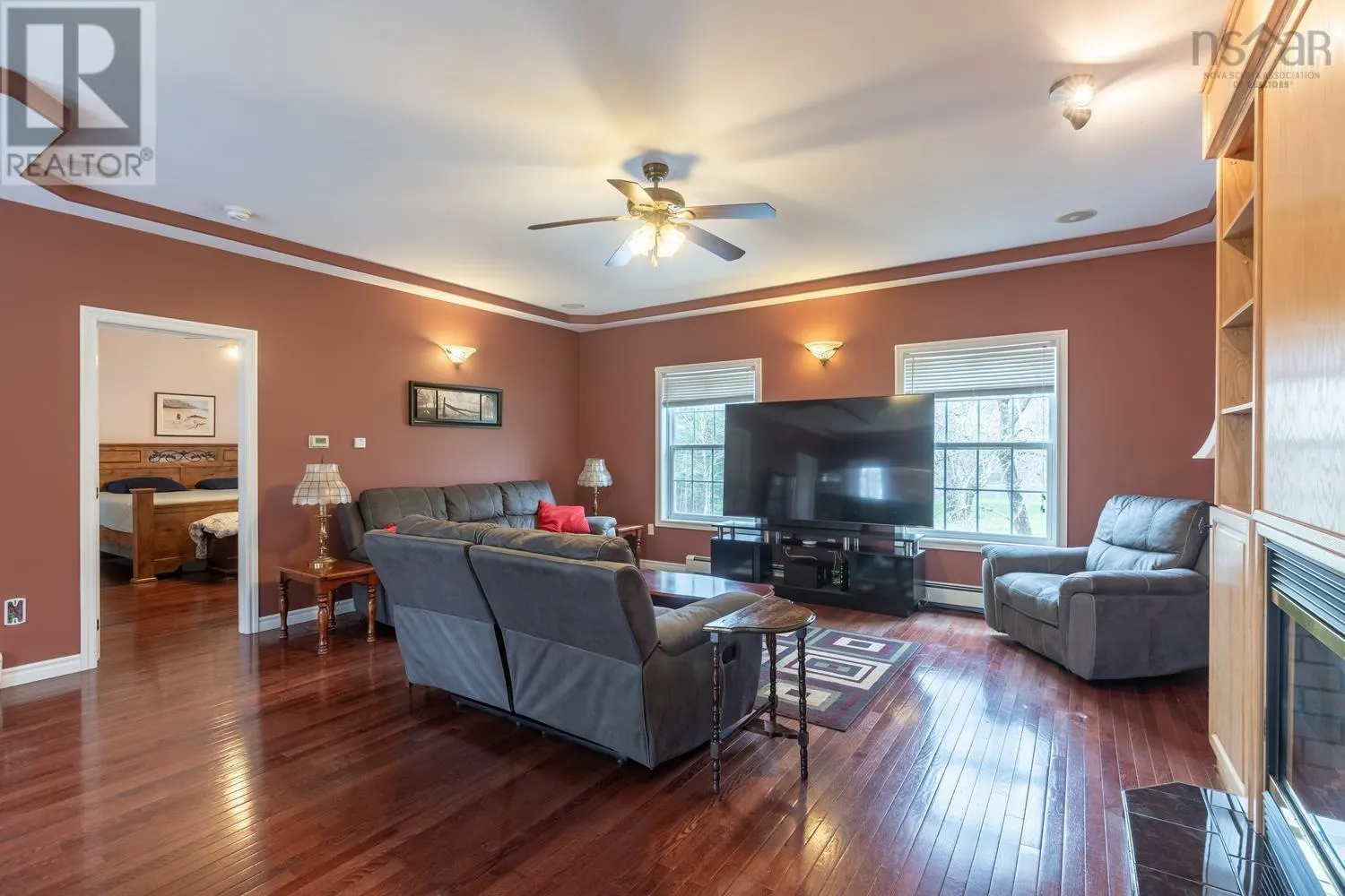 10 Sylvania Terrace