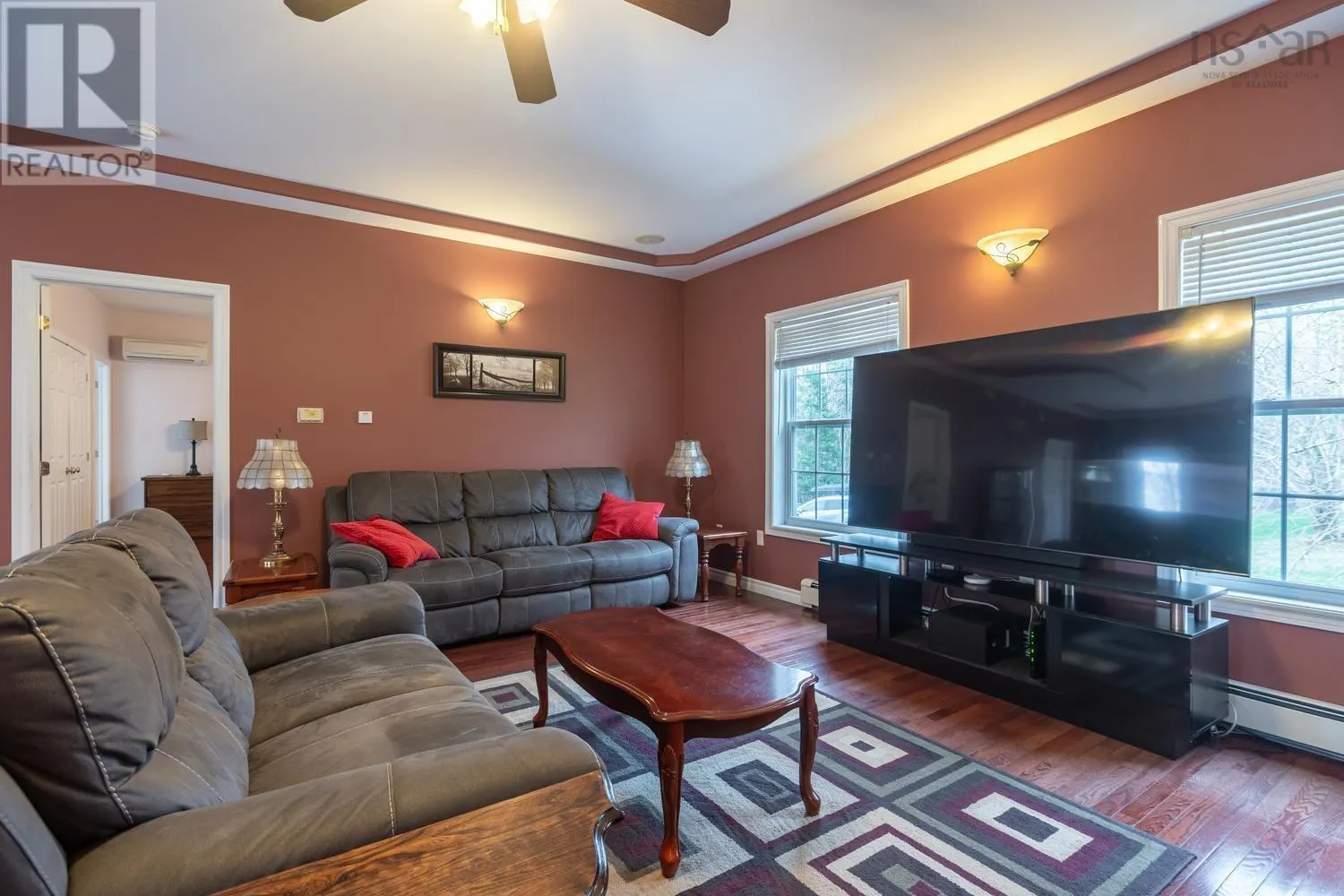 10 Sylvania Terrace