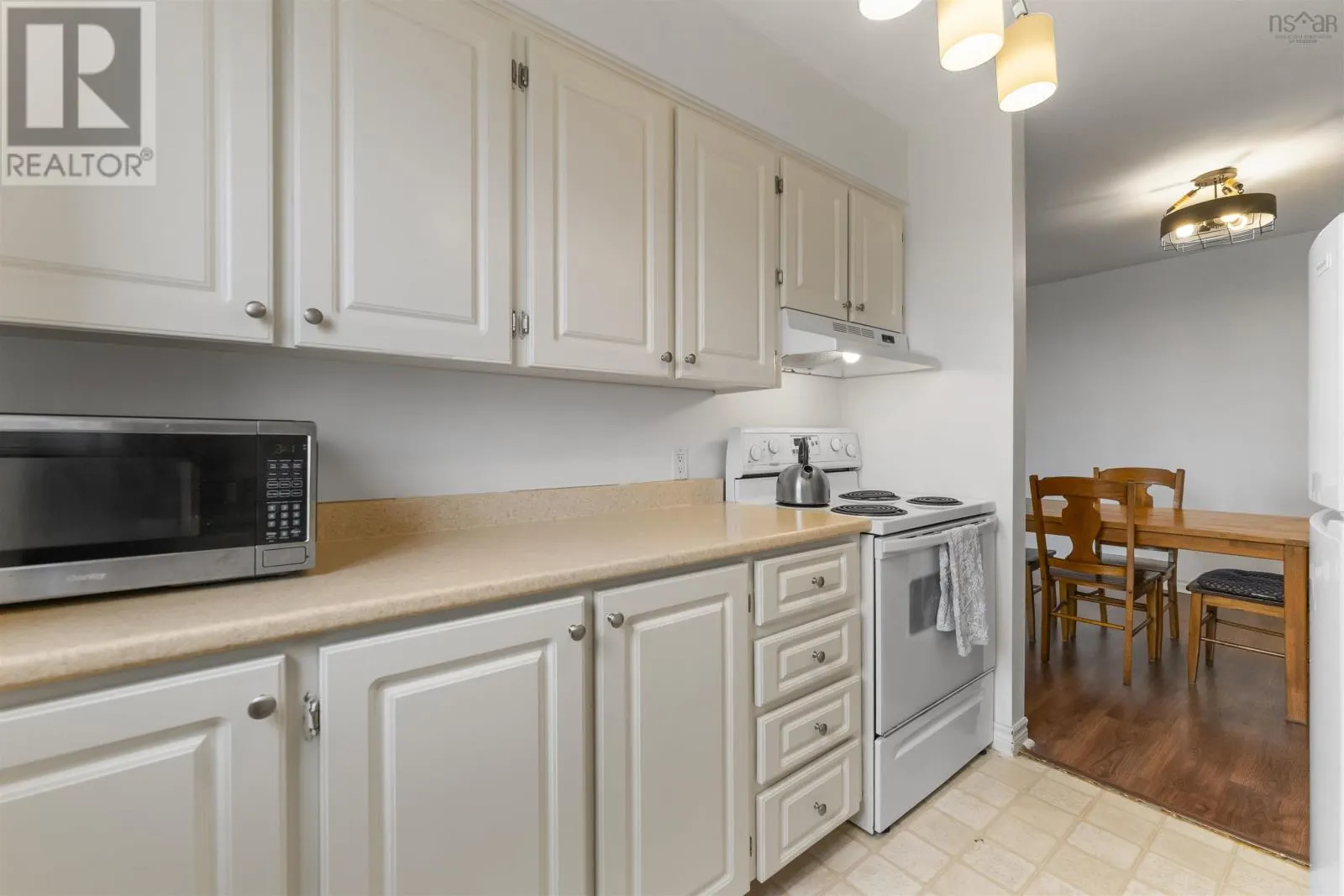 346 281 Windmill Road